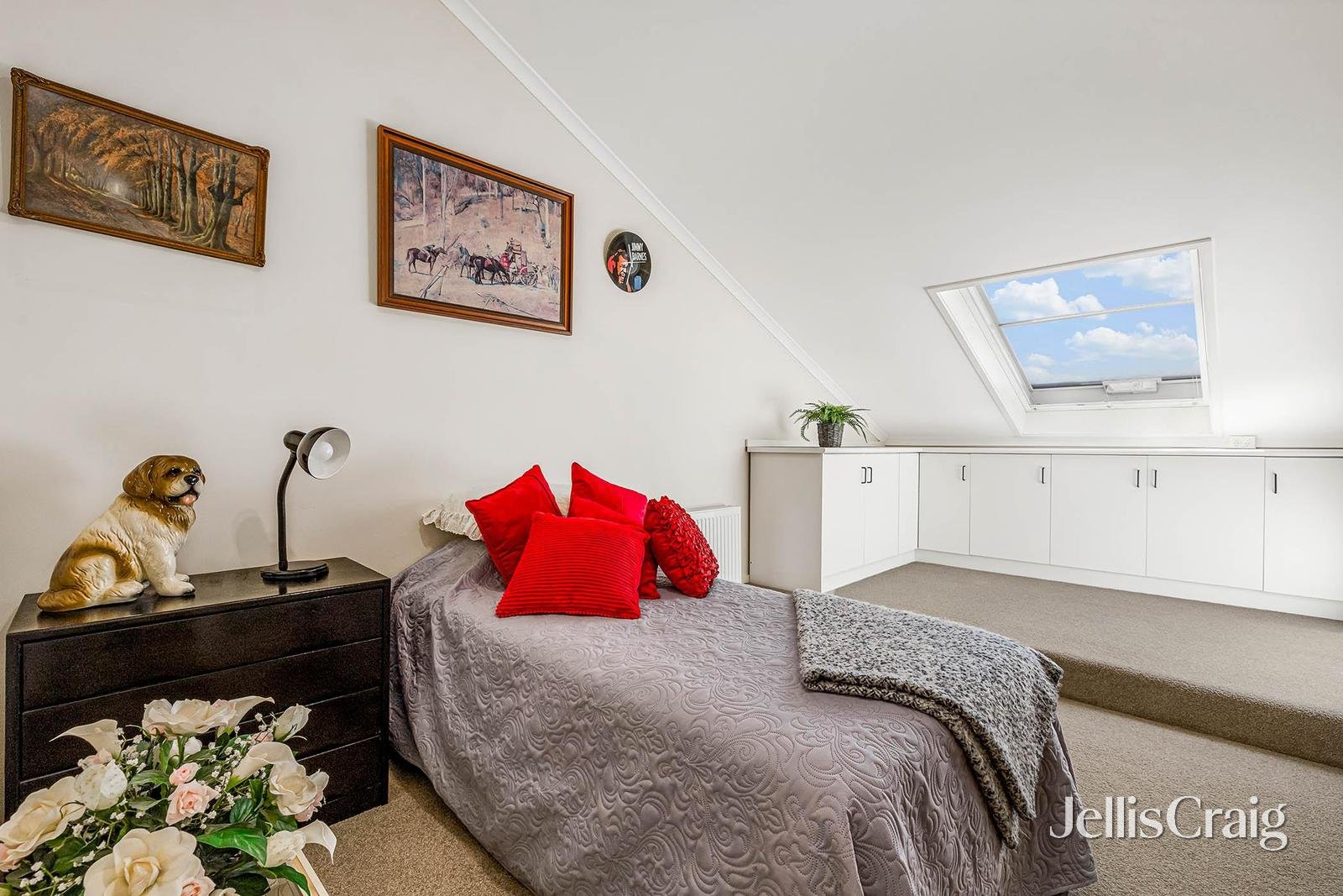 201 Wiltshire Drive, Kew image 8