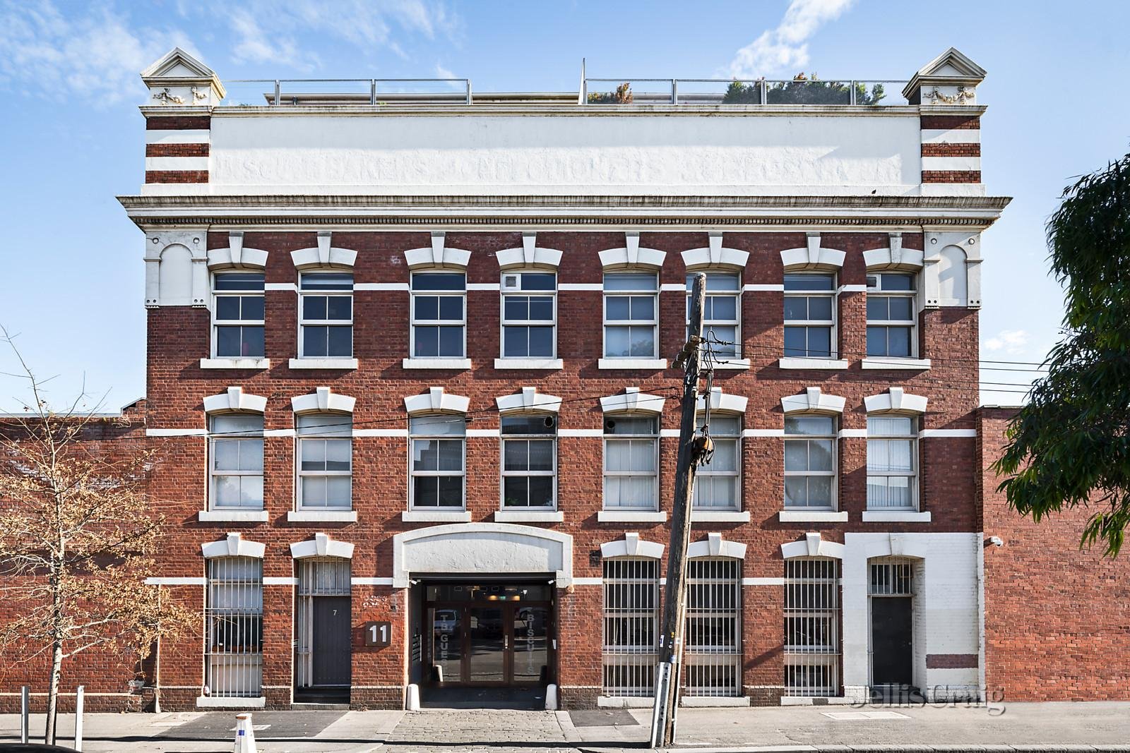 2/11 Anderson Street, South Melbourne, VIC 3205