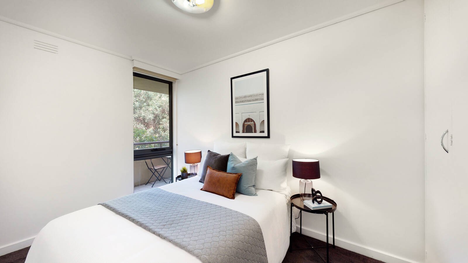 Property Gallery Thumbnail 6