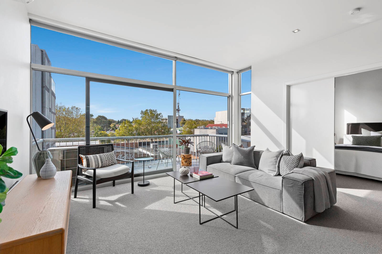 Property Gallery - Main Image