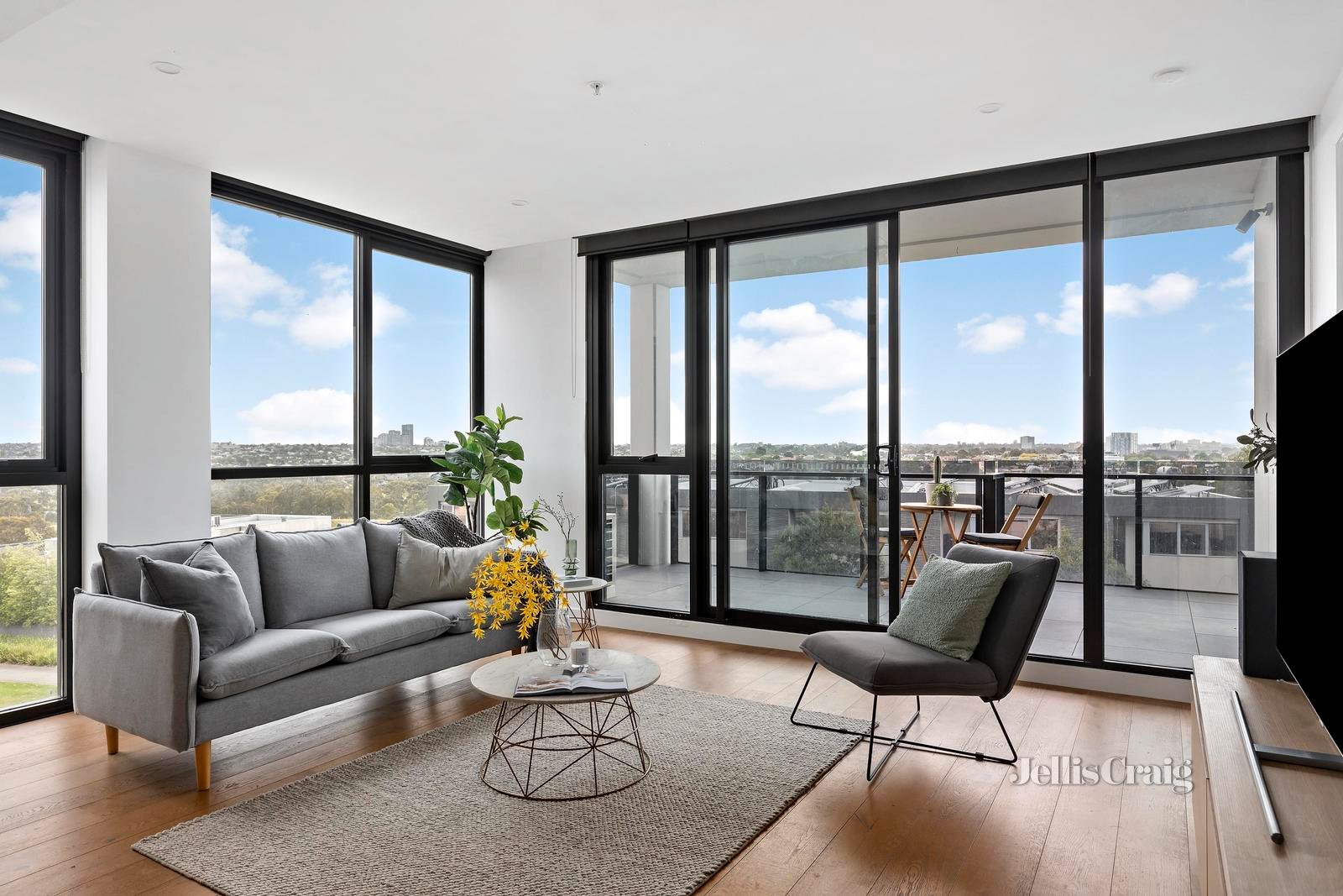 201/12 Thomas Holmes Street, Maribyrnong image 1