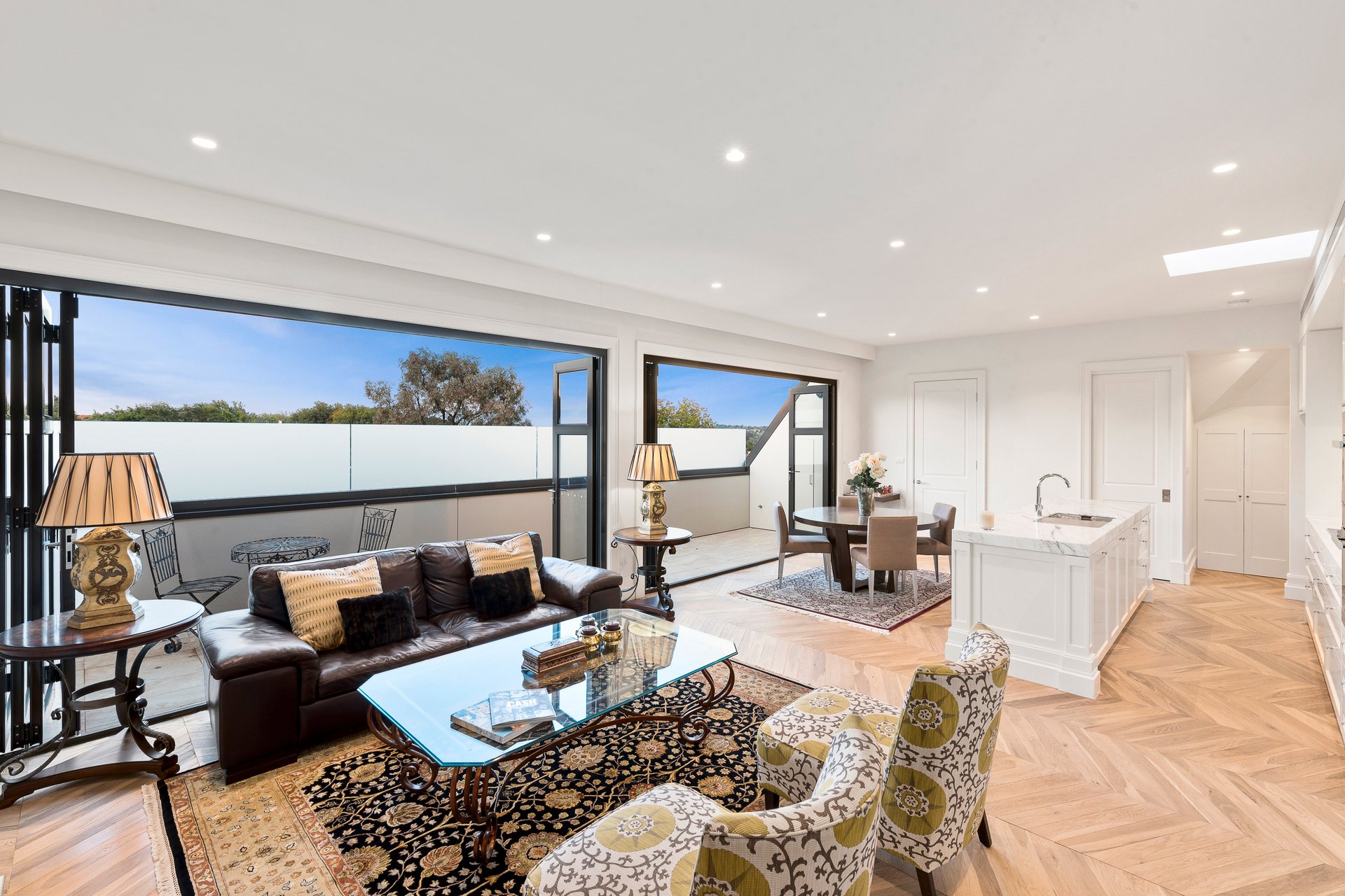 Property Gallery Thumbnail 6