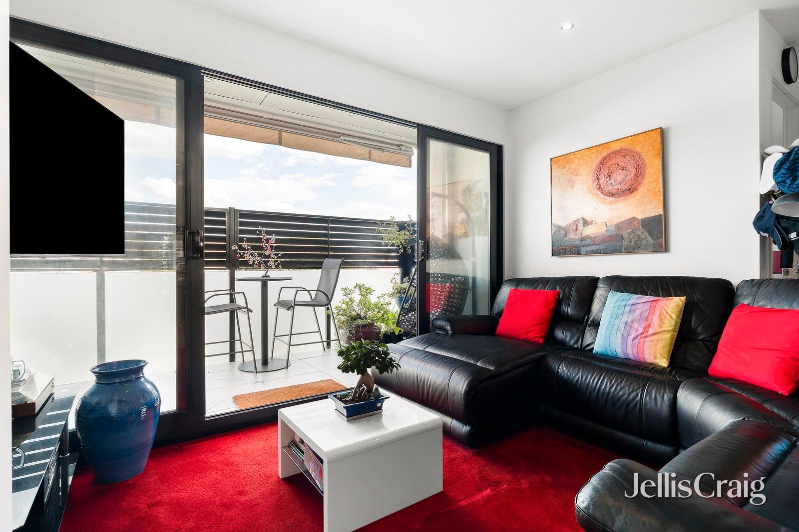 201/13 Wilton Grove, Elwood image 3