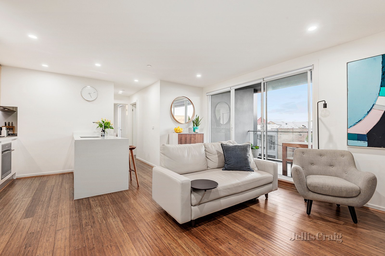 201/139 Noone Street, Clifton Hill image 2