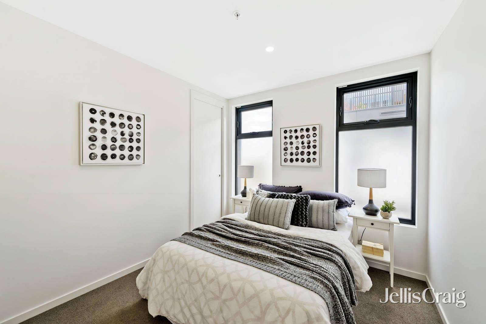 201/15 Bent Street, Bentleigh image 6
