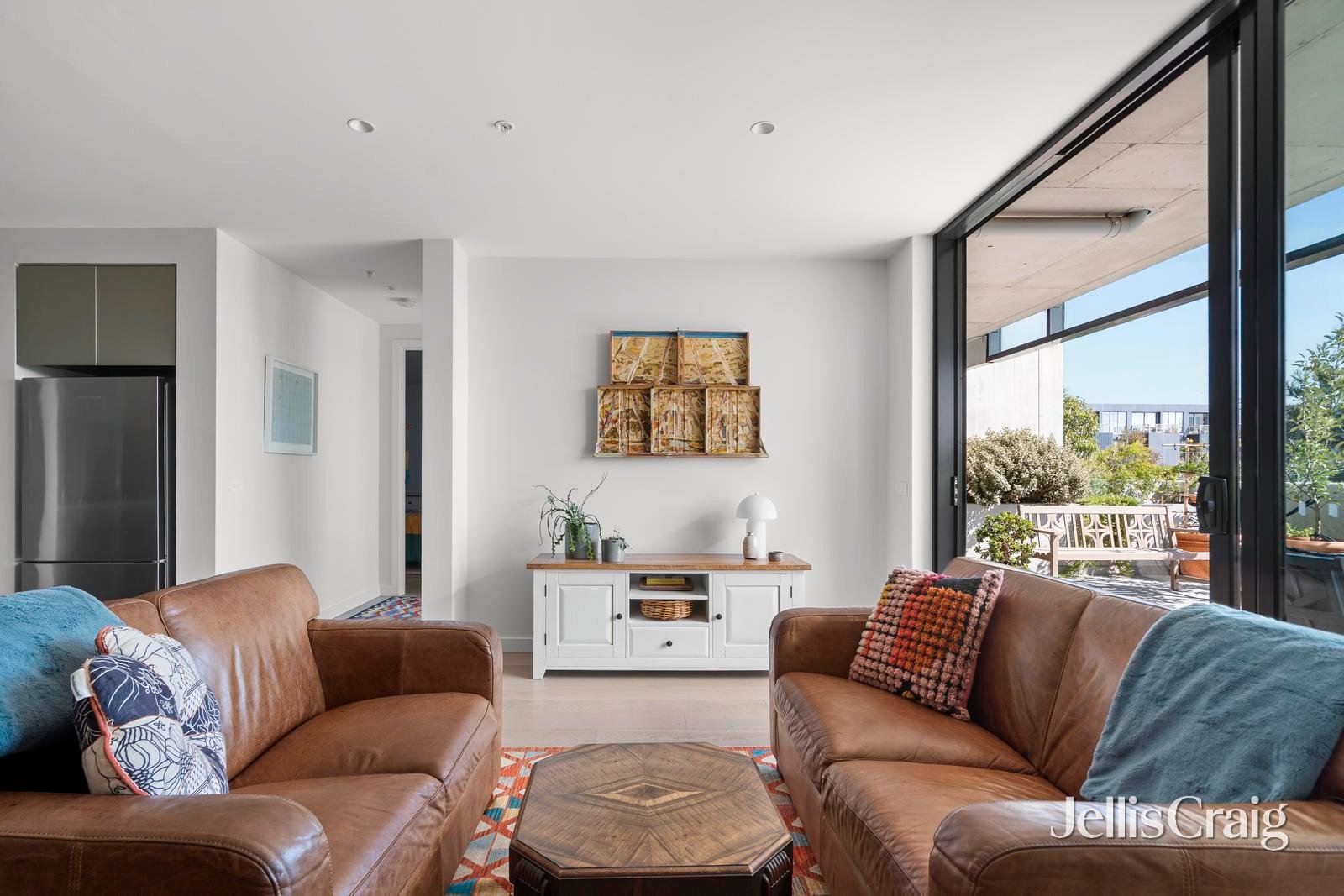201/15 Union Street, Brunswick image 5