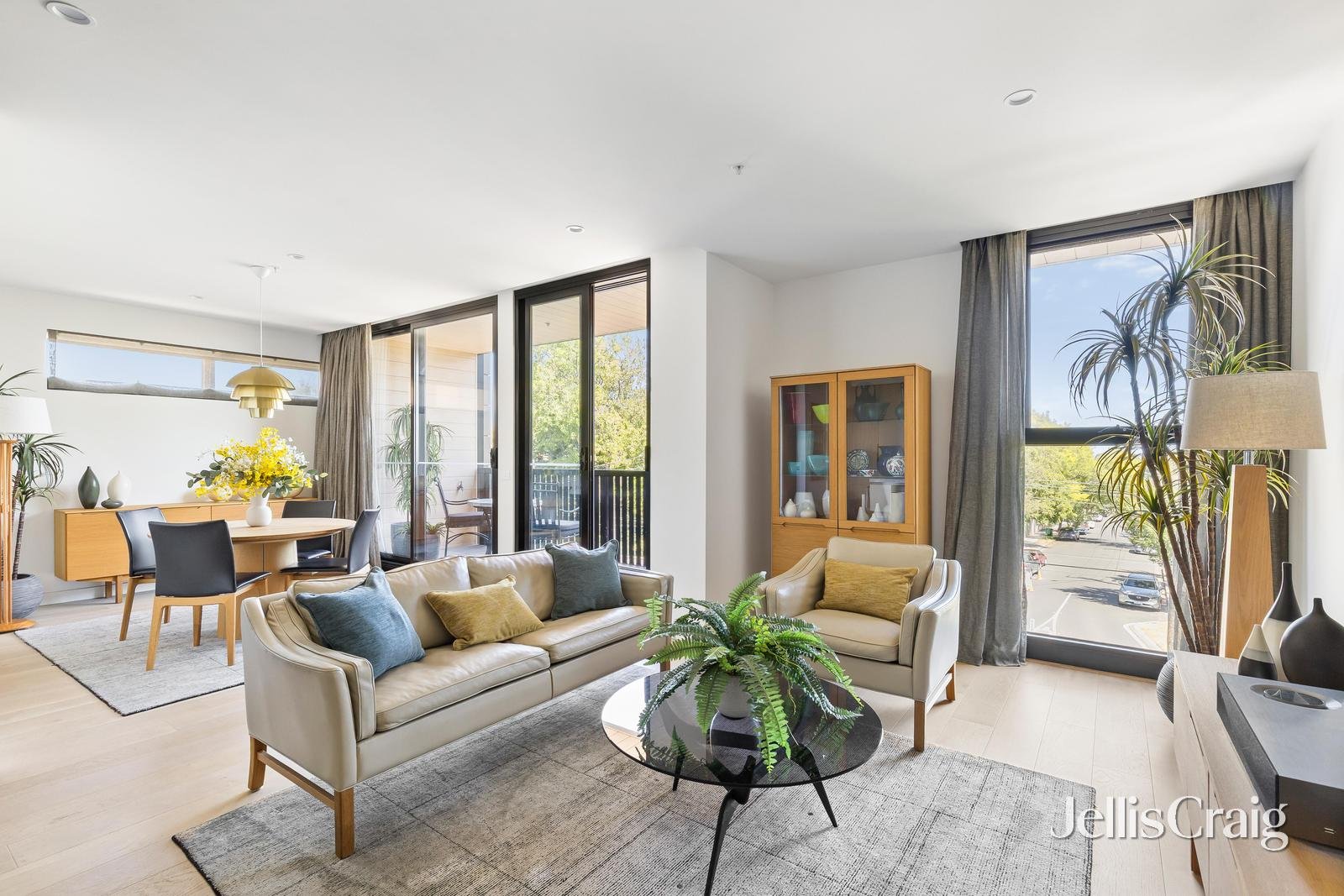 201/171 Wattletree Road, Malvern image 2