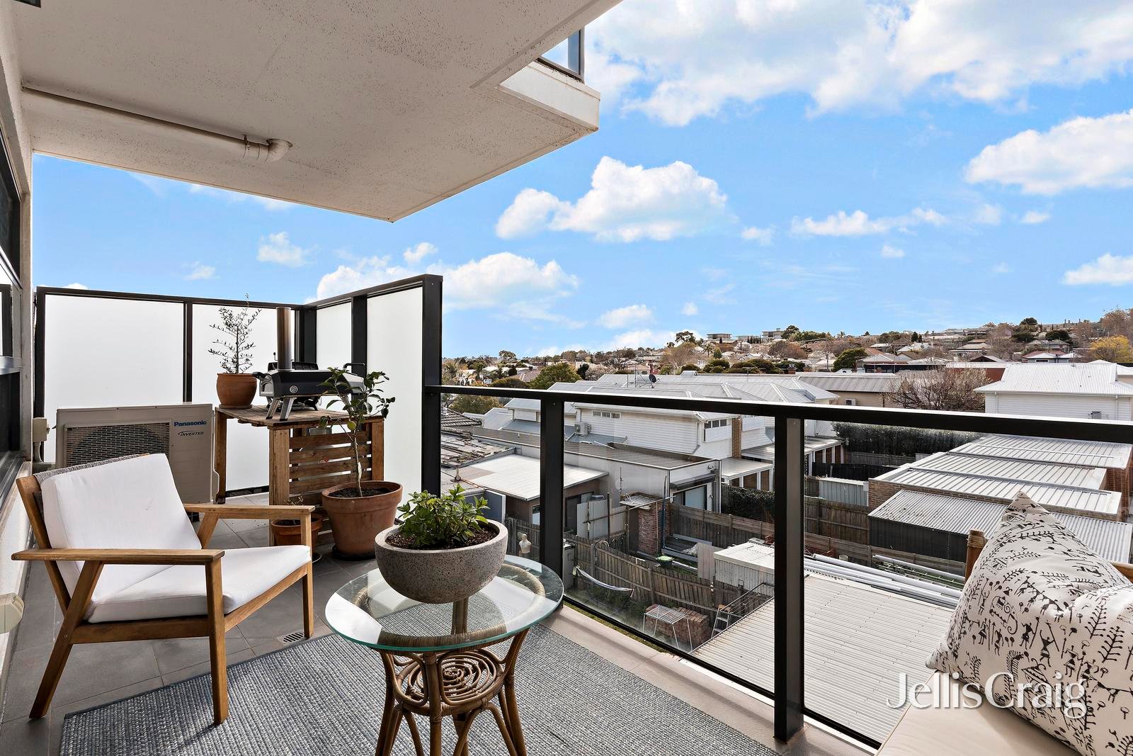 20/122 Maribyrnong Road, Moonee Ponds image 7