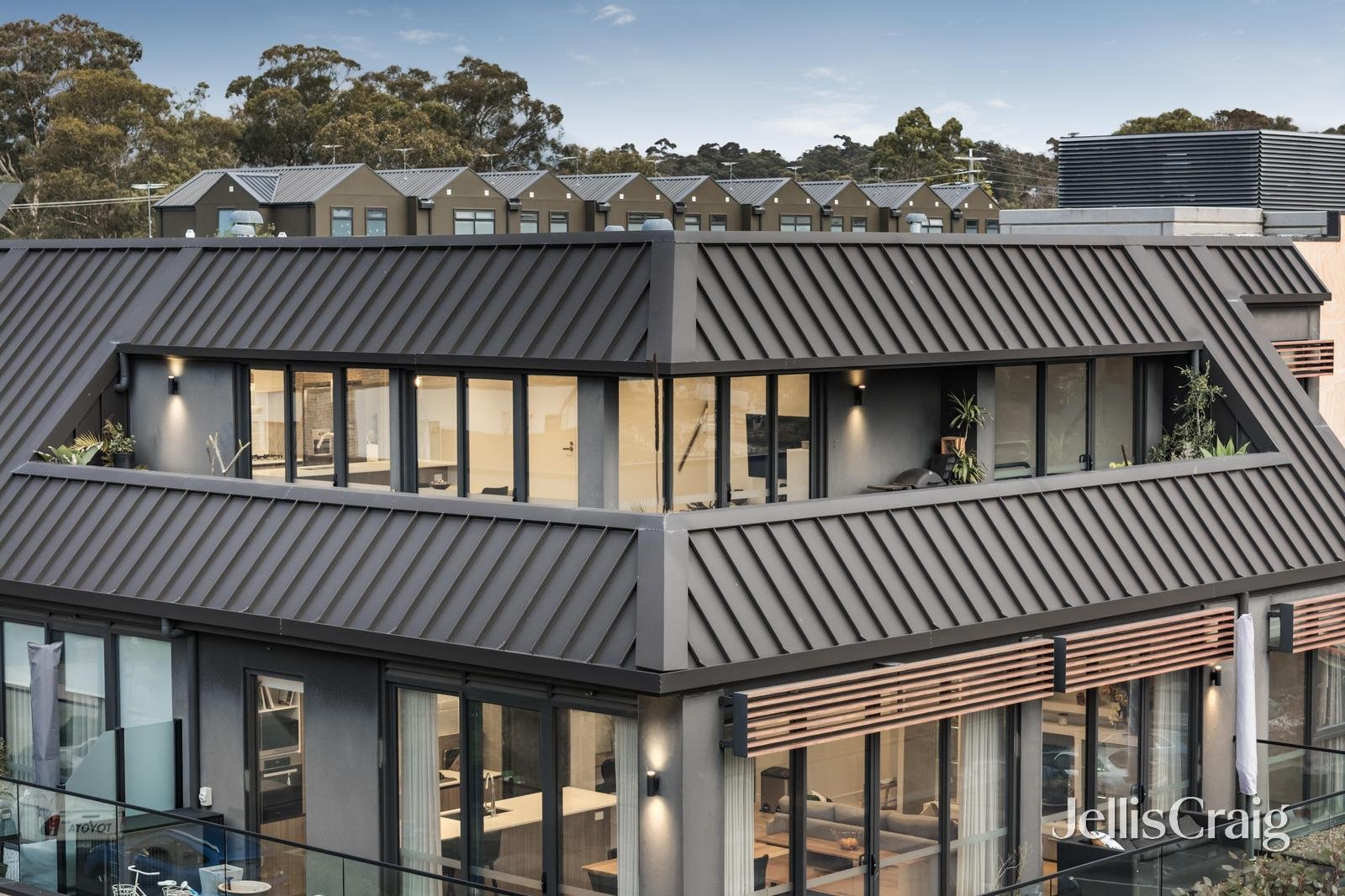 201/26-32 Pryor Street, Eltham image 2