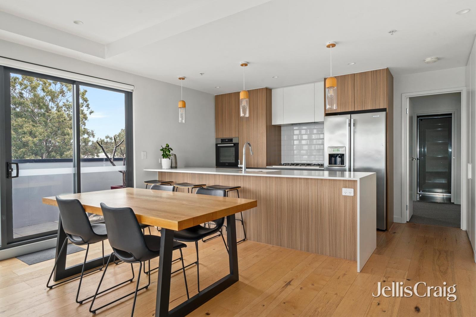 201/26-32 Pryor Street, Eltham image 6