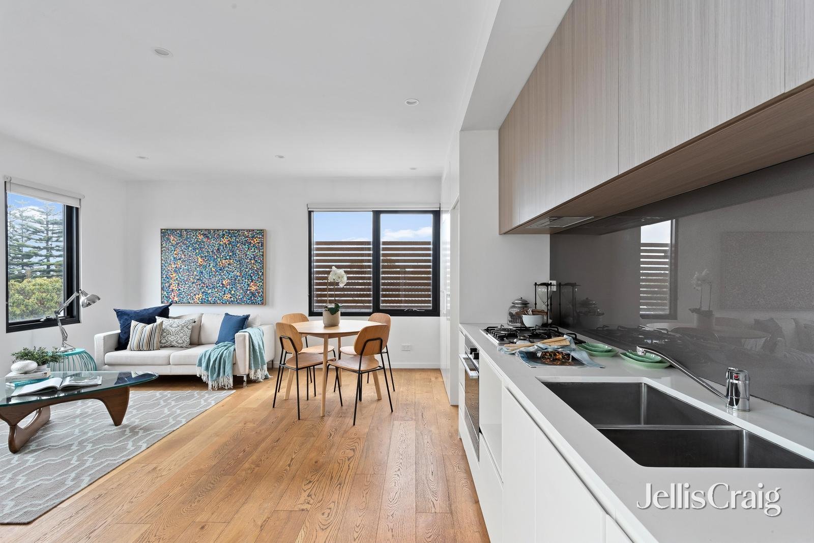 201/27-29 Jasper Road, Bentleigh image 4