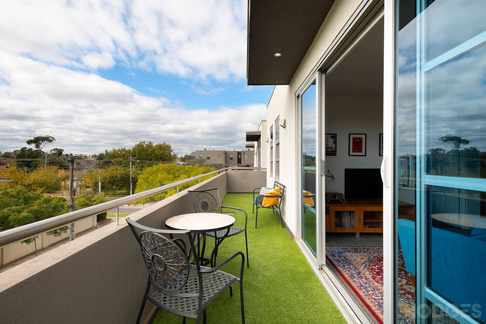 201 / 286 Hawthorn Road Caulfield
