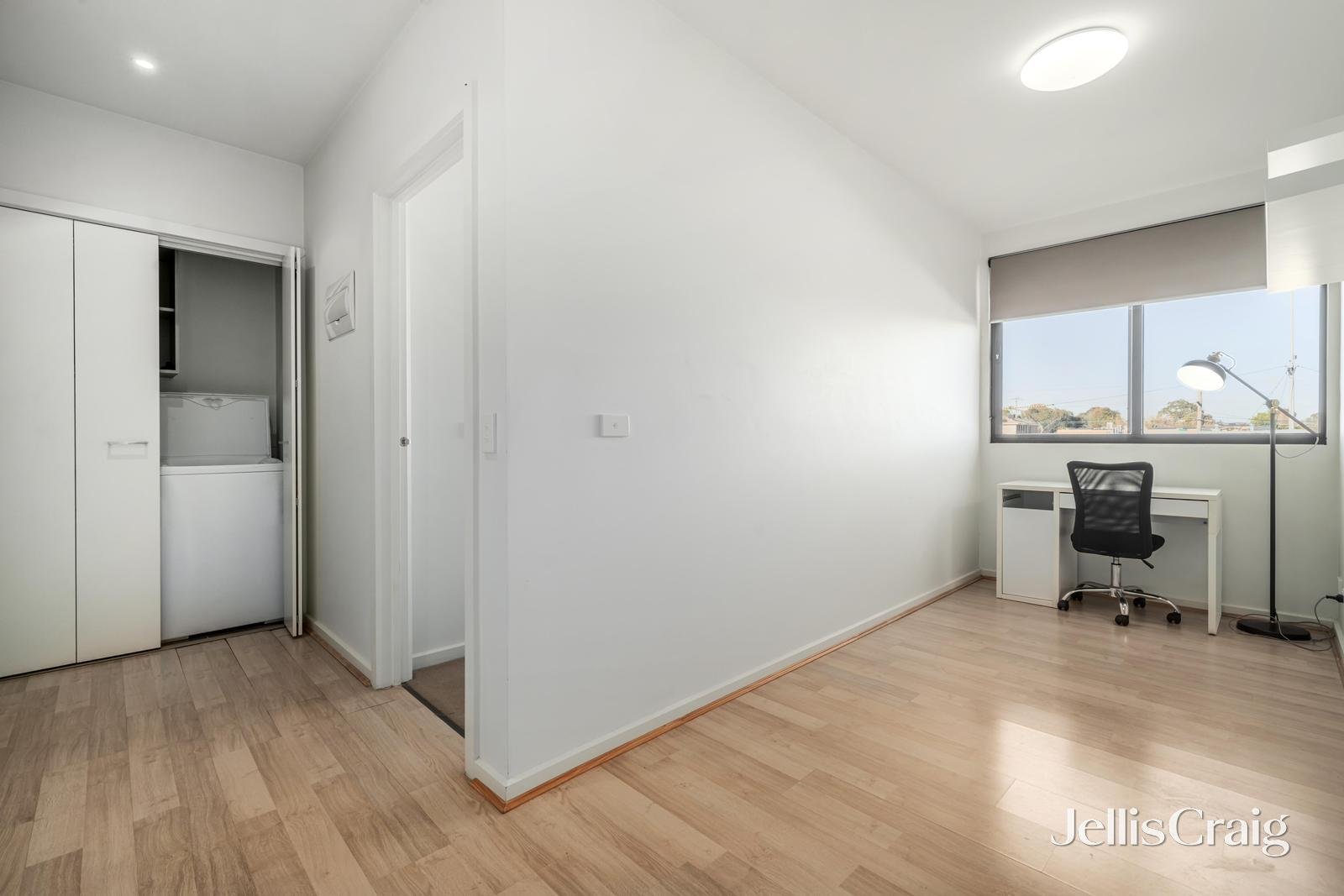 201/300 Middleborough Road, Blackburn image 3