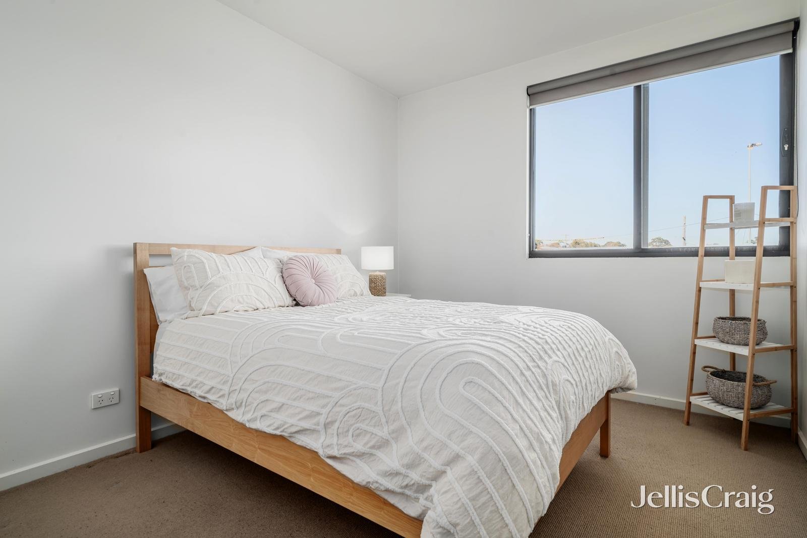 201/300 Middleborough Road, Blackburn image 4
