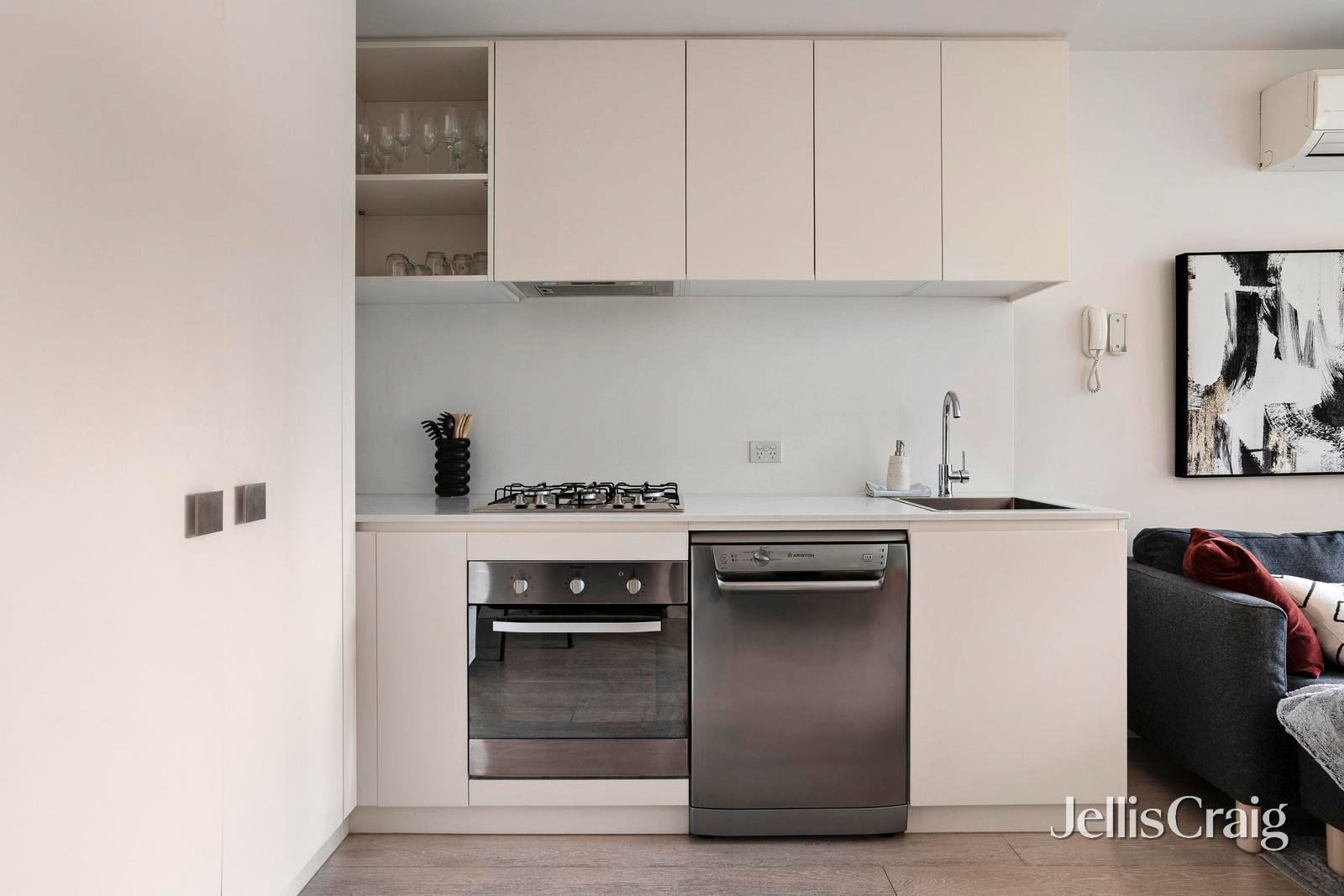 201/31 Napoleon Street, Collingwood image 5