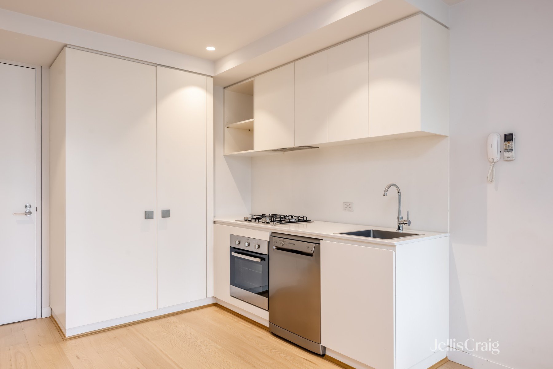 201/31 Napoleon Street, Collingwood image 4