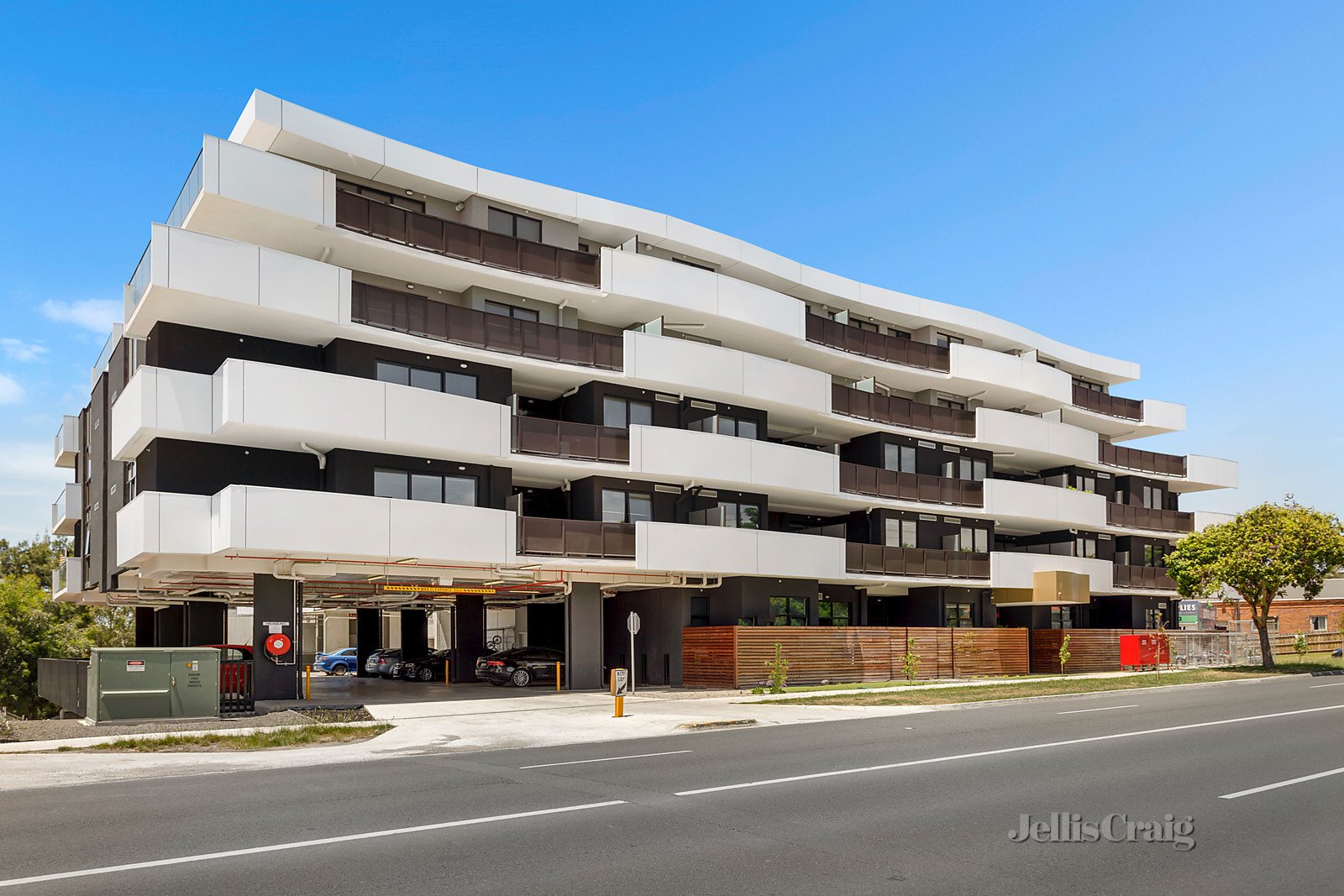 201/314 Pascoe Vale Road, Essendon image 1