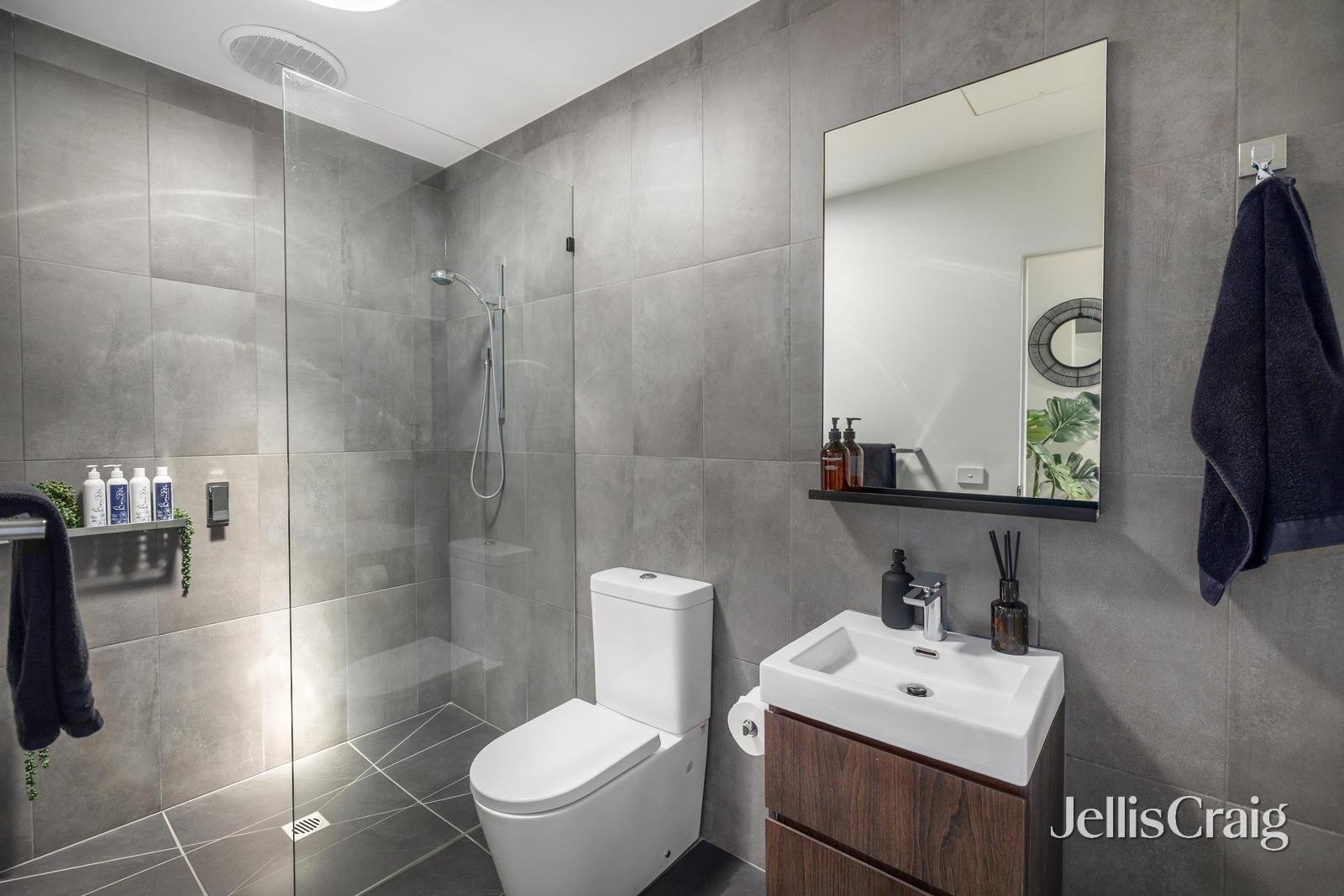 201/476 Camberwell Road, Camberwell image 8