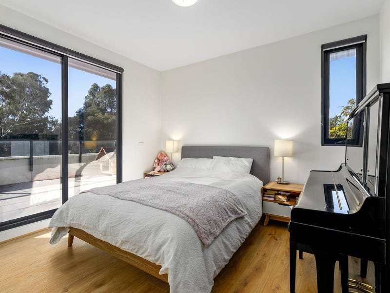 Property Gallery Thumbnail 4