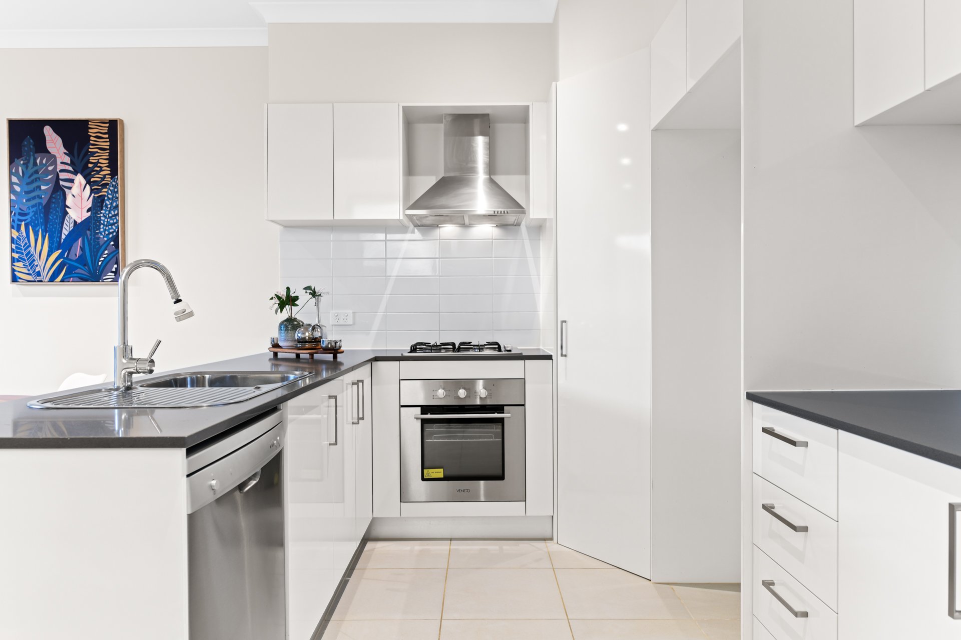 20/163 Carinish Road, Clayton image 5