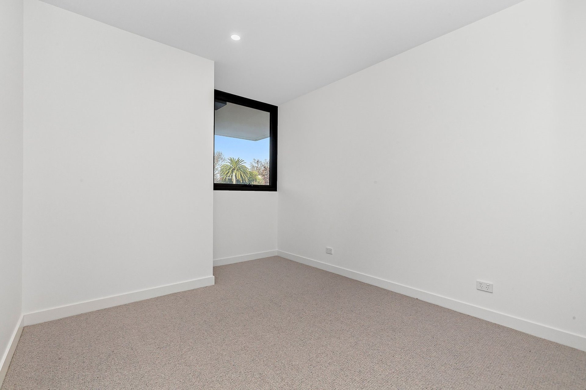 201/661 Whitehorse Road, Mont Albert image 5