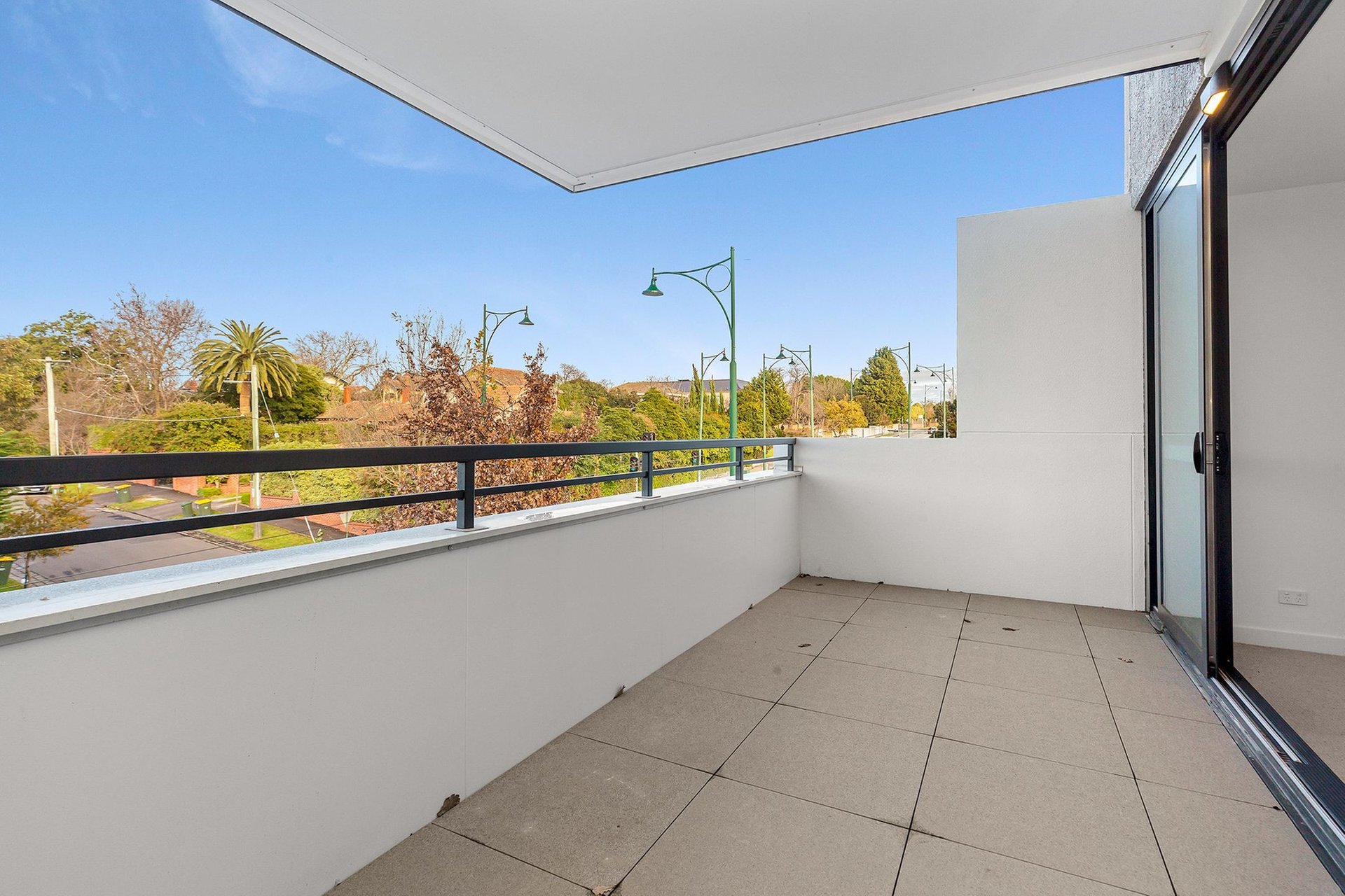 201/661 Whitehorse Road, Mont Albert image 7
