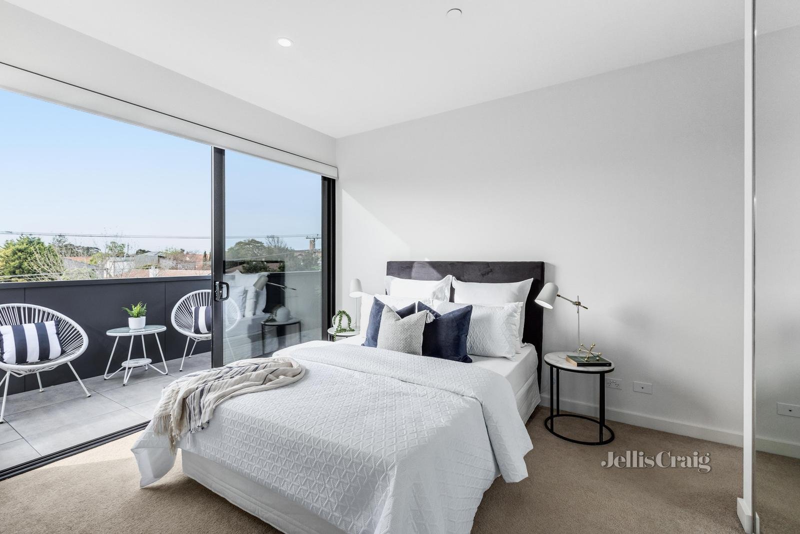 201/77 Mitchell Street, Bentleigh image 5