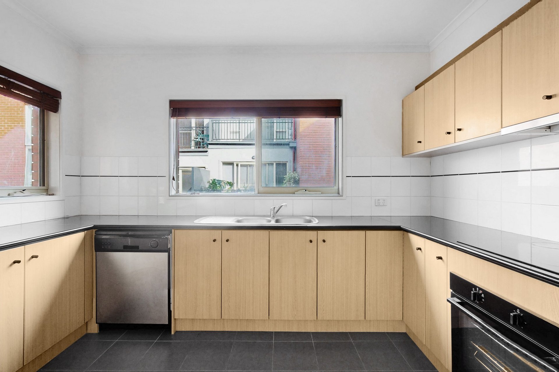 20/18 Mawbey Street, Kensington image 6