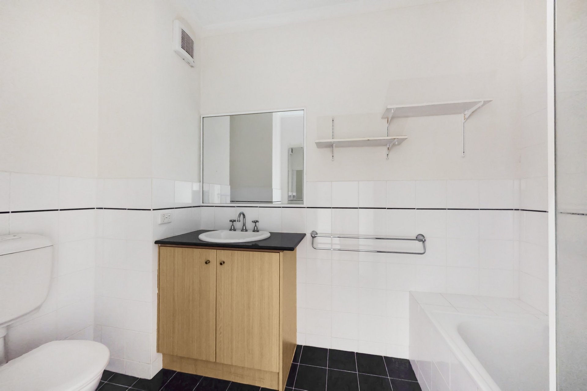 20/18 Mawbey Street, Kensington image 11