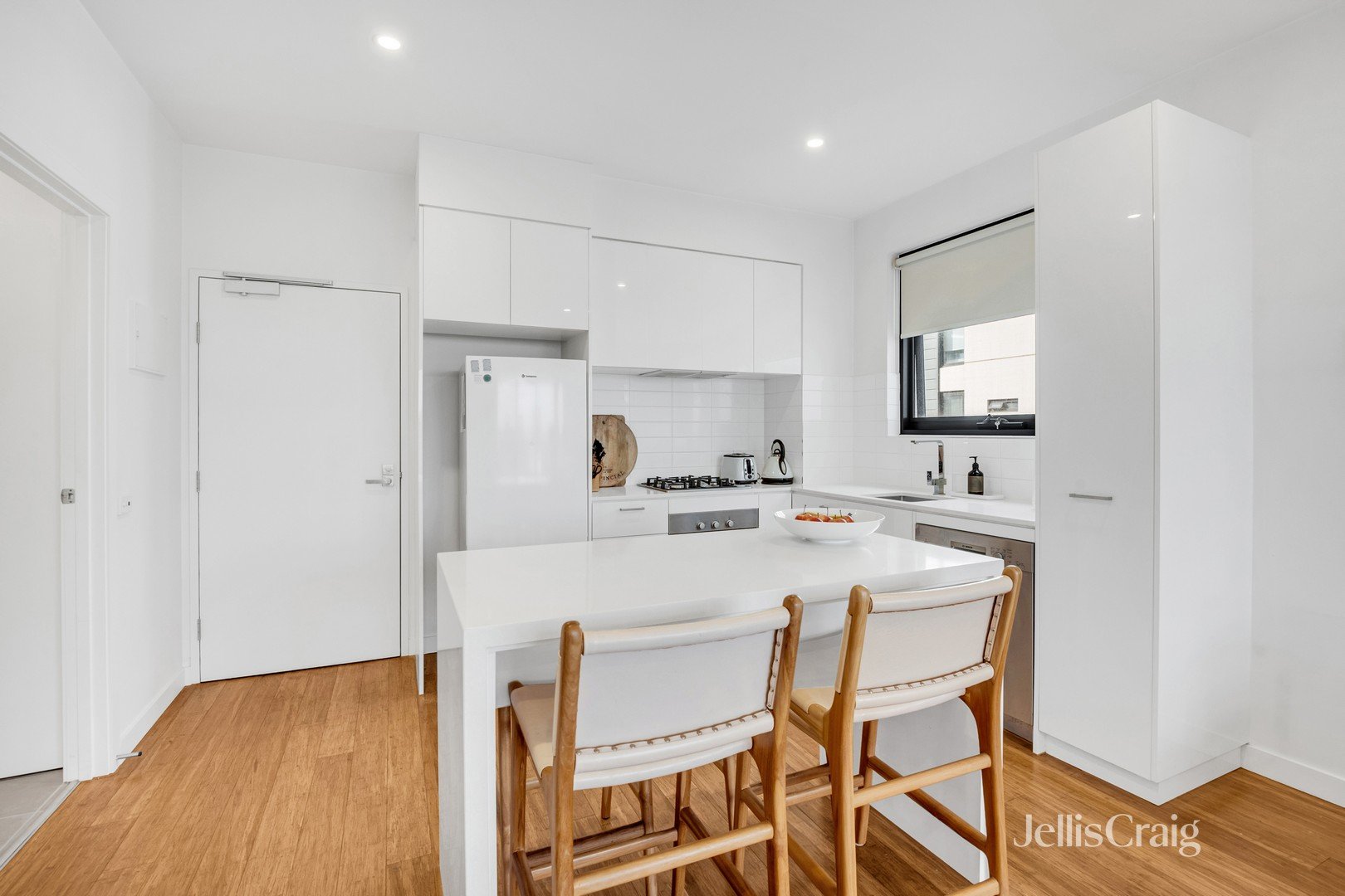 201/8 Olive York Way, Brunswick&nbsp;West image 5