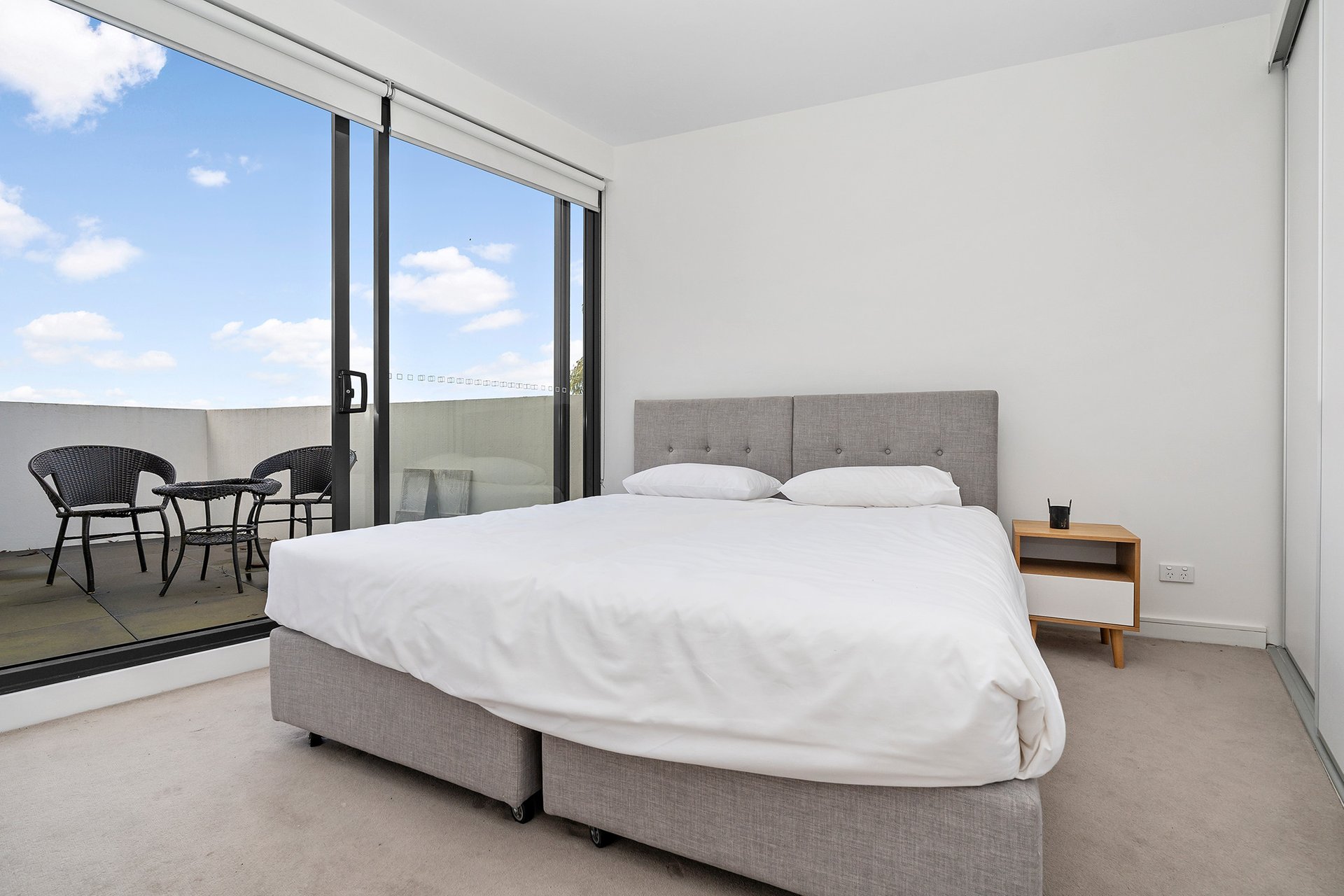 Property Gallery Thumbnail 7