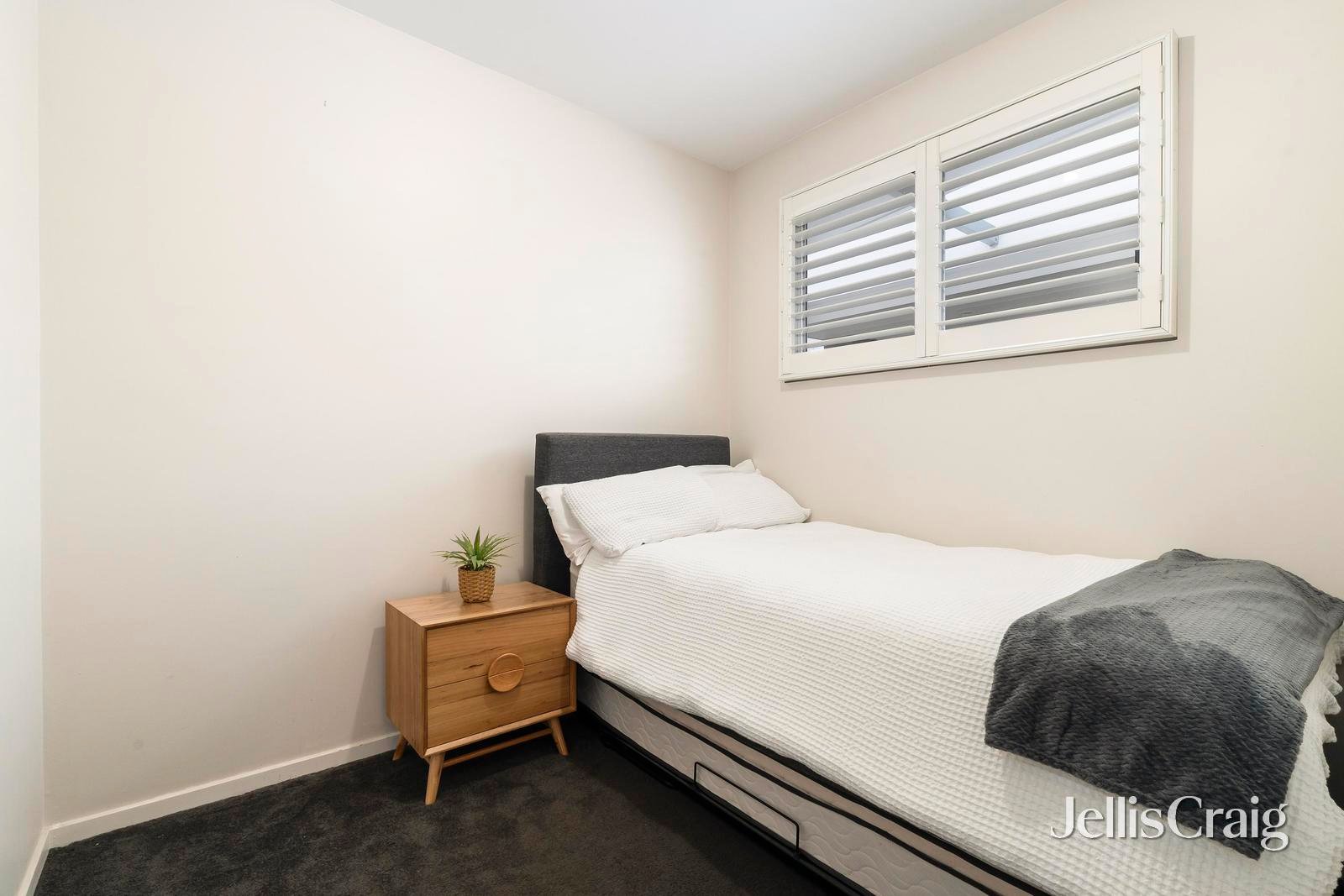 20/185 Barkly Street, St&nbsp;Kilda image 9