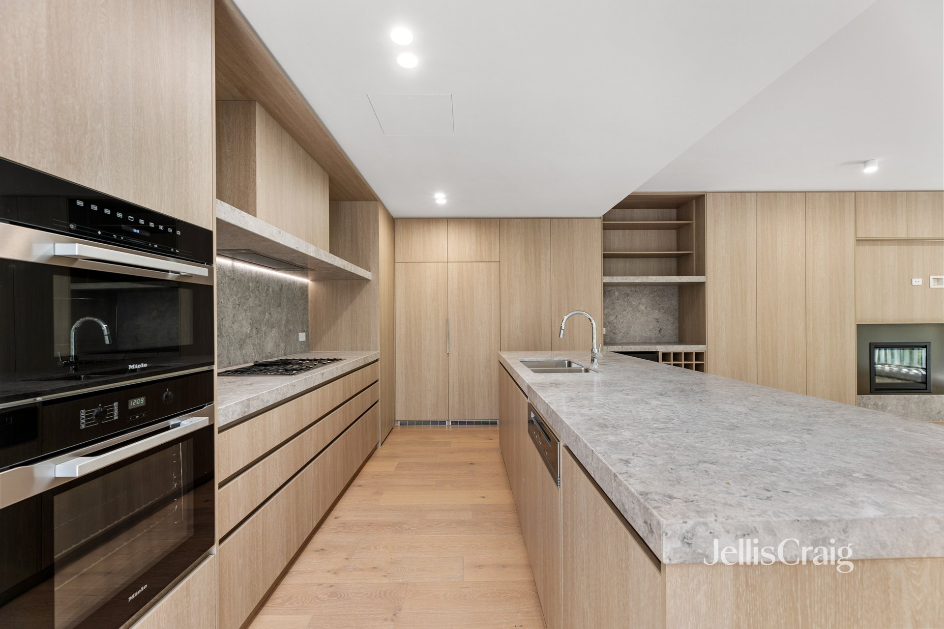 201/91 Alexandra Avenue, South&nbsp;Yarra image 3