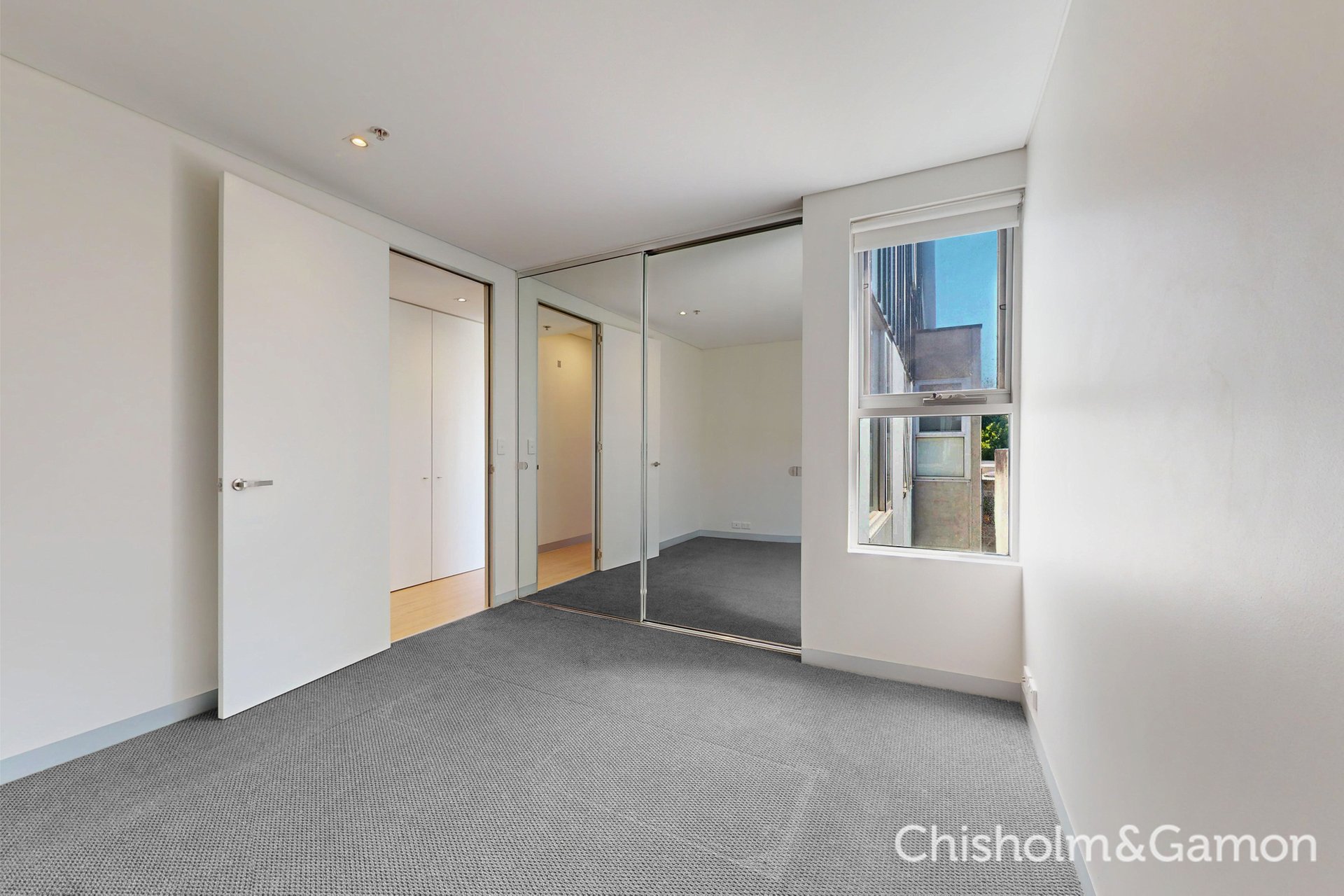 201/96 Ormond Road, Elwood image 5