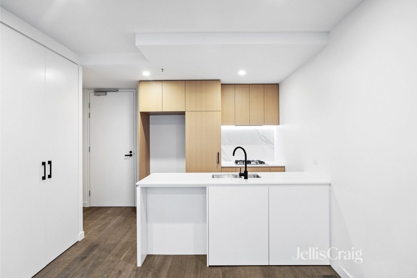 201a/56 Myrtle Street, Ivanhoe image 2