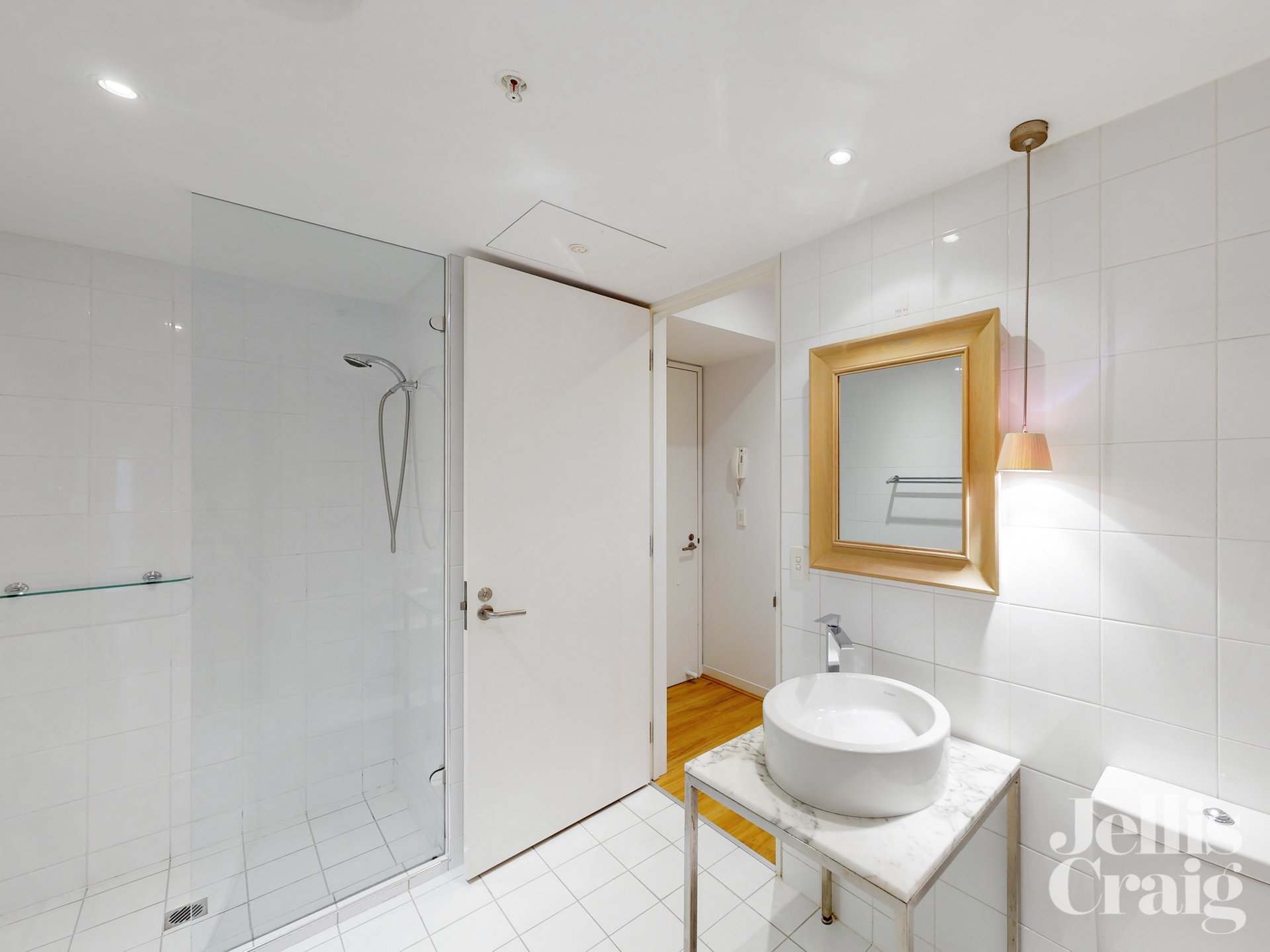 201c/170 Albert Street, East&nbsp;Melbourne image 5