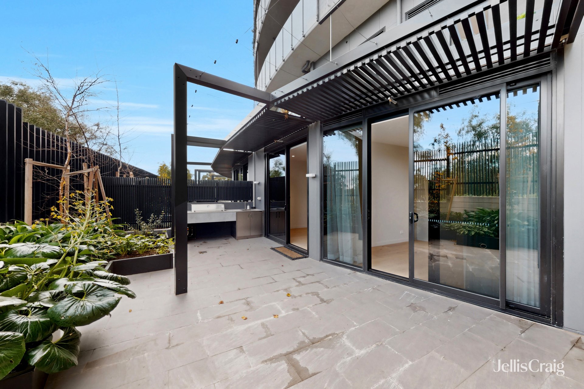201L/532 Epsom Road, Flemington image 13
