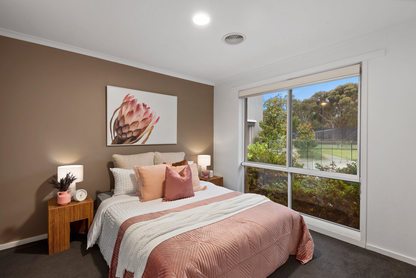 Property Gallery Thumbnail 15