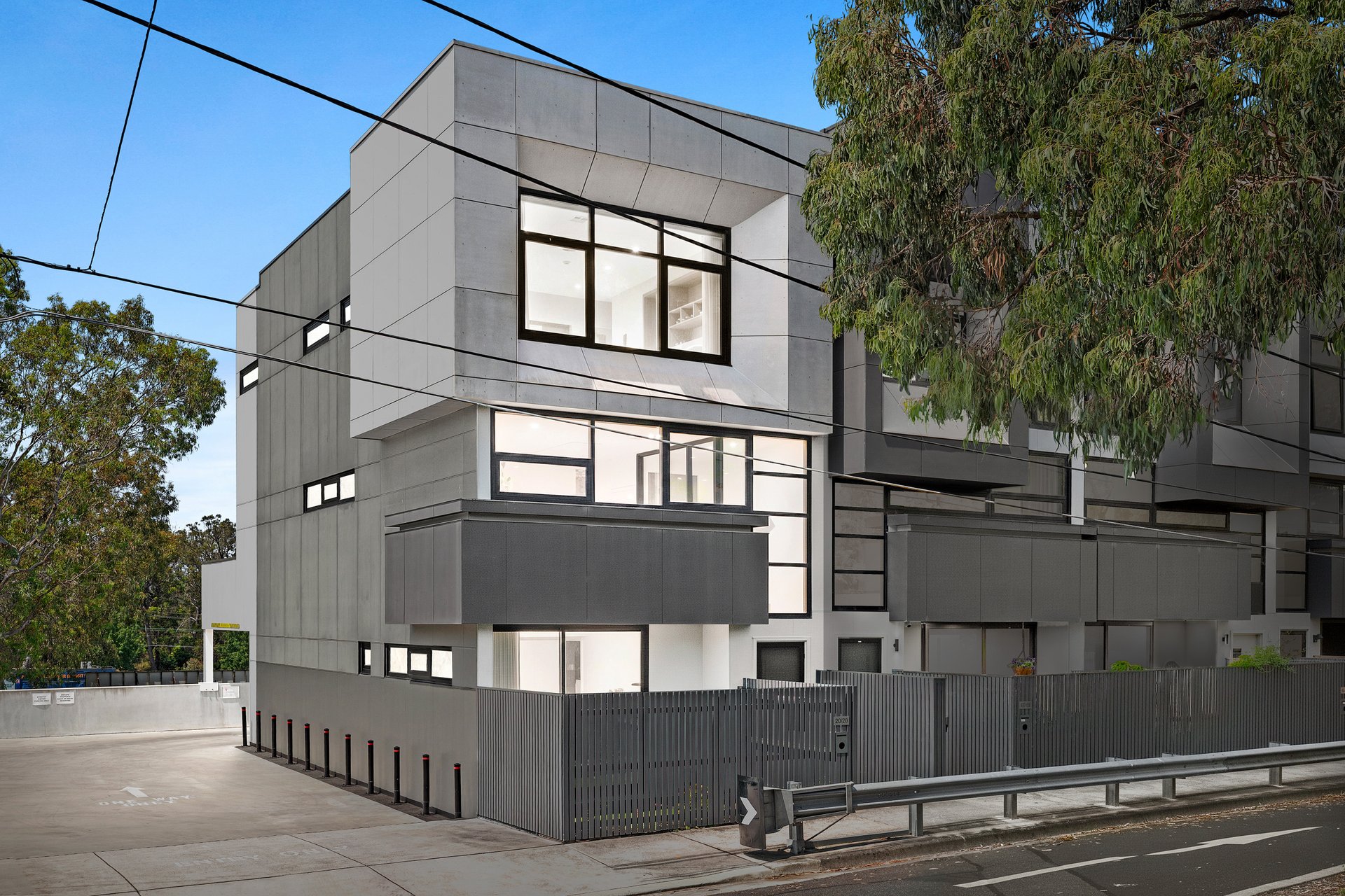 20/20 Toorak Avenue, Croydon image 1