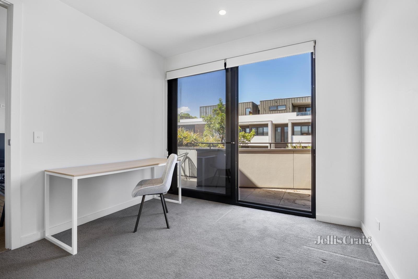 202/1 Major Street, Highett image 8