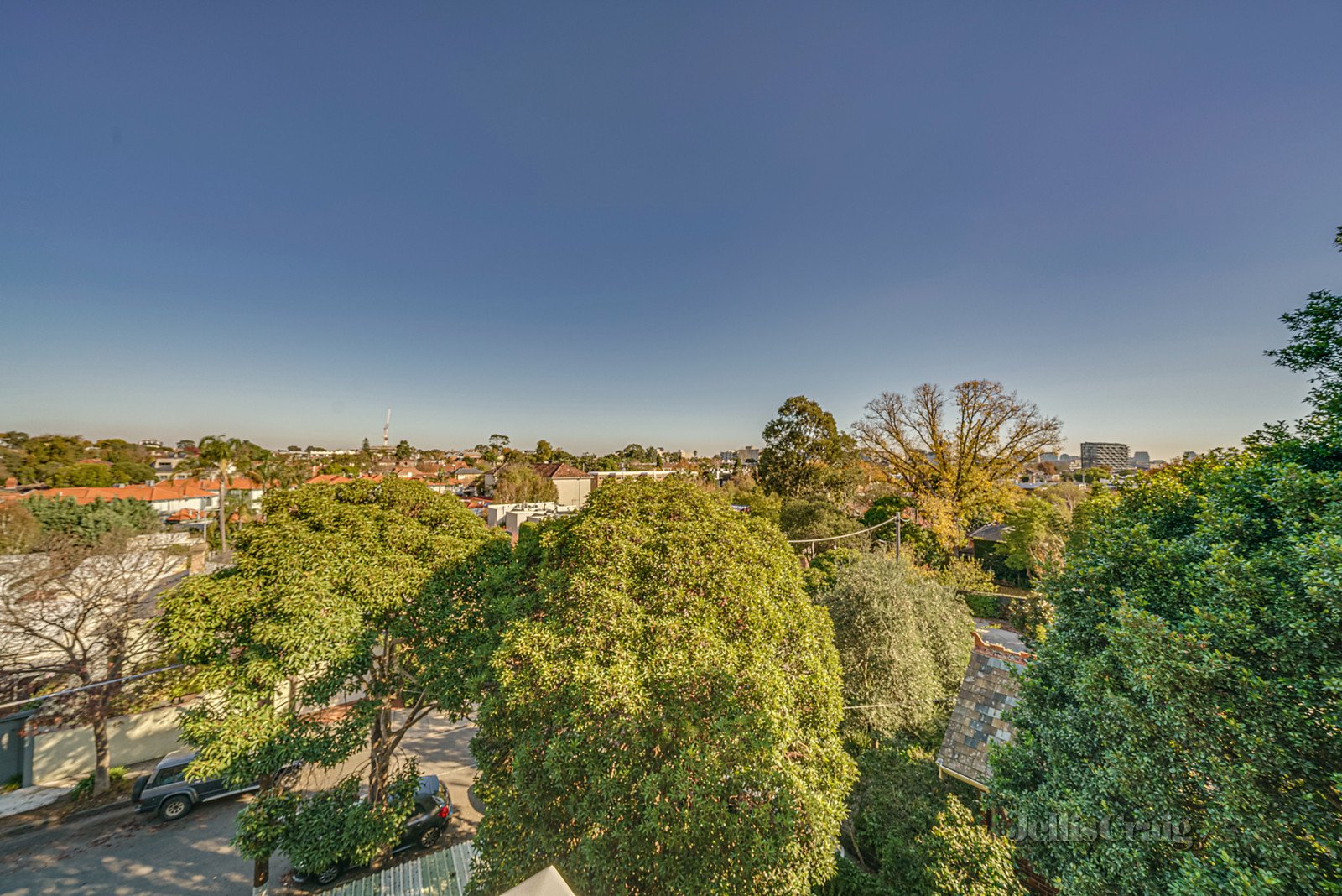 20/21 Tintern Avenue, Toorak image 7