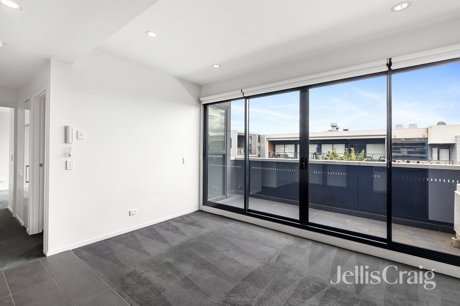 202/11 Copernicus Crescent, Bundoora image 3