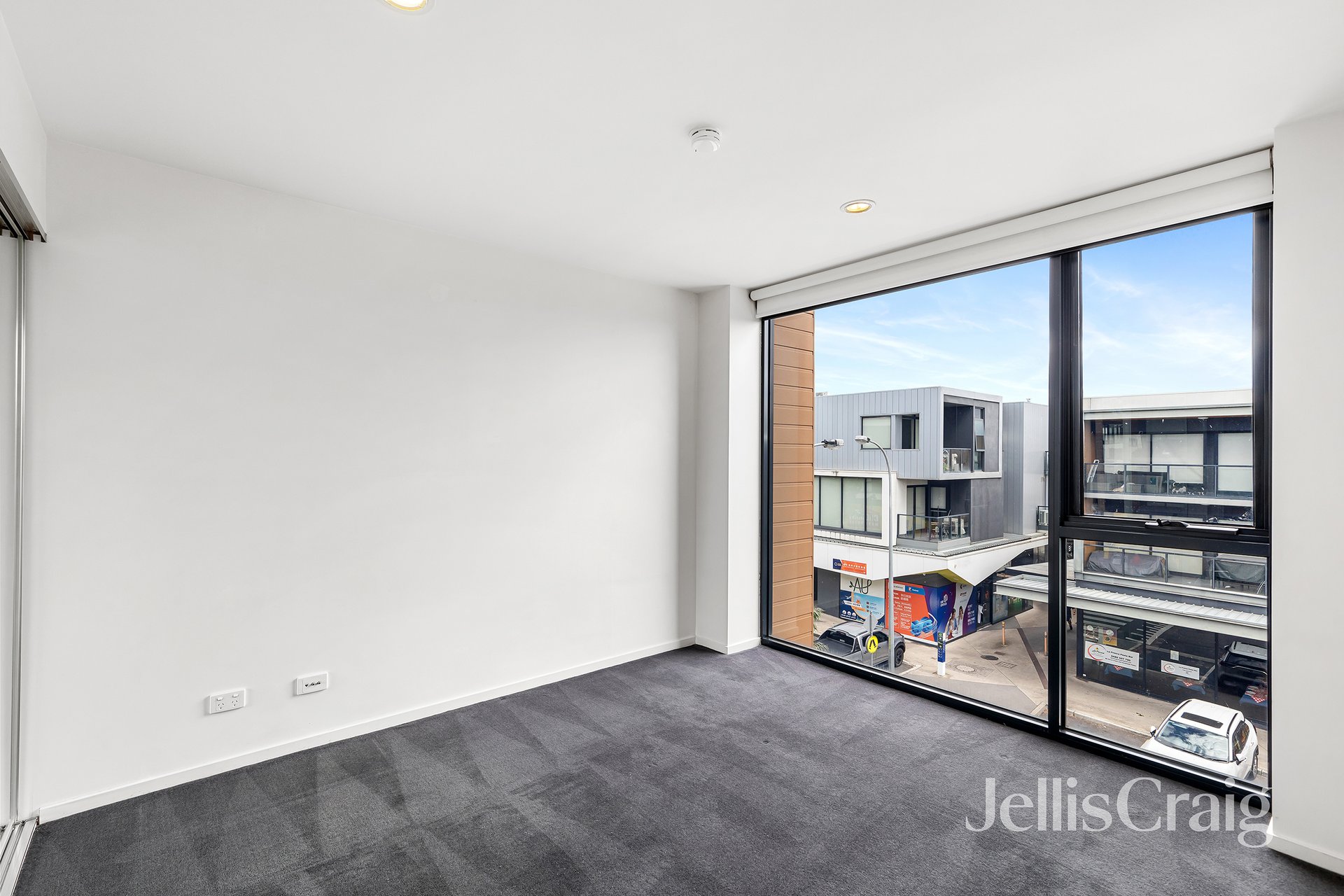 202/11 Copernicus Crescent, Bundoora image 5