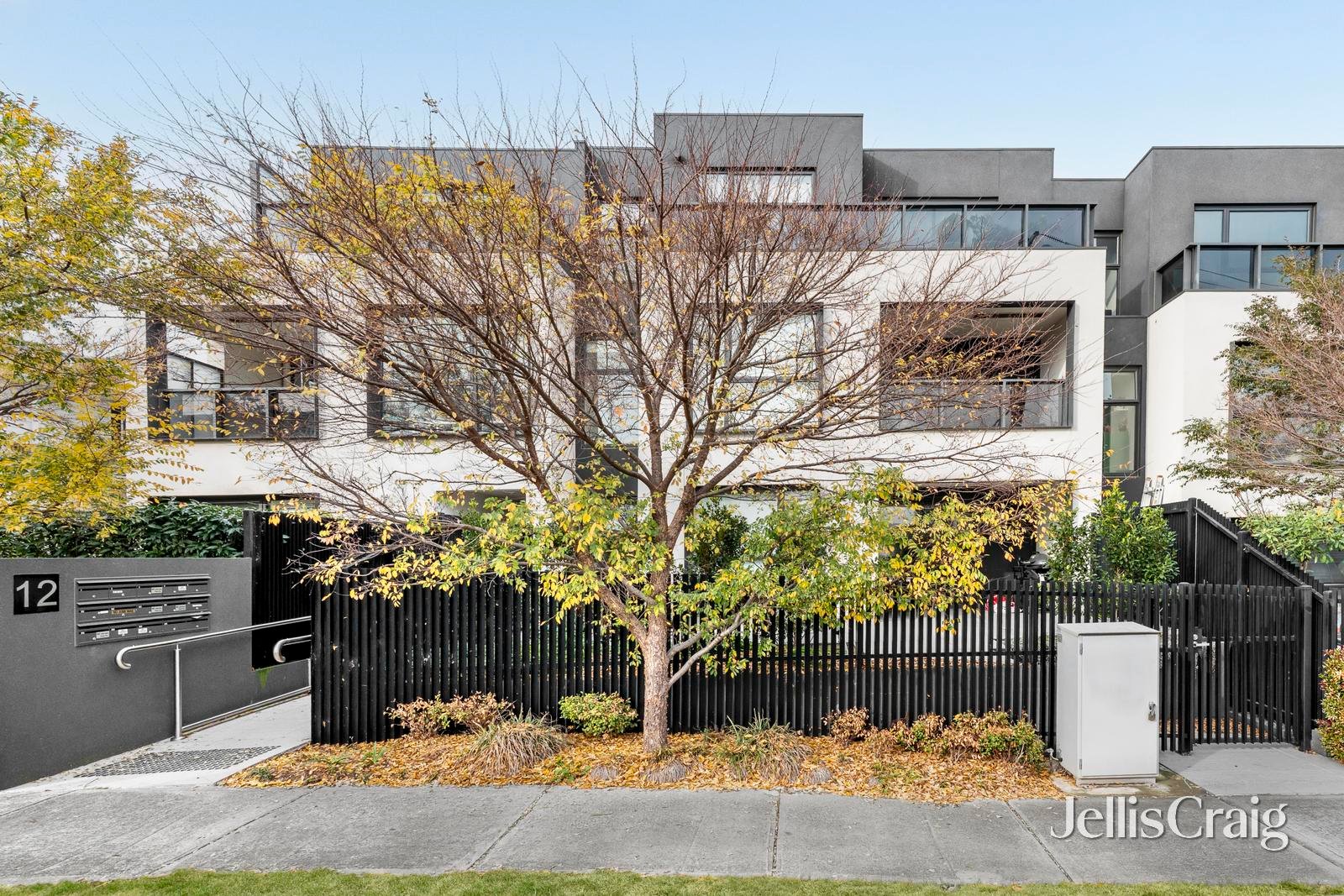 202/12 Major Street, Highett image 2
