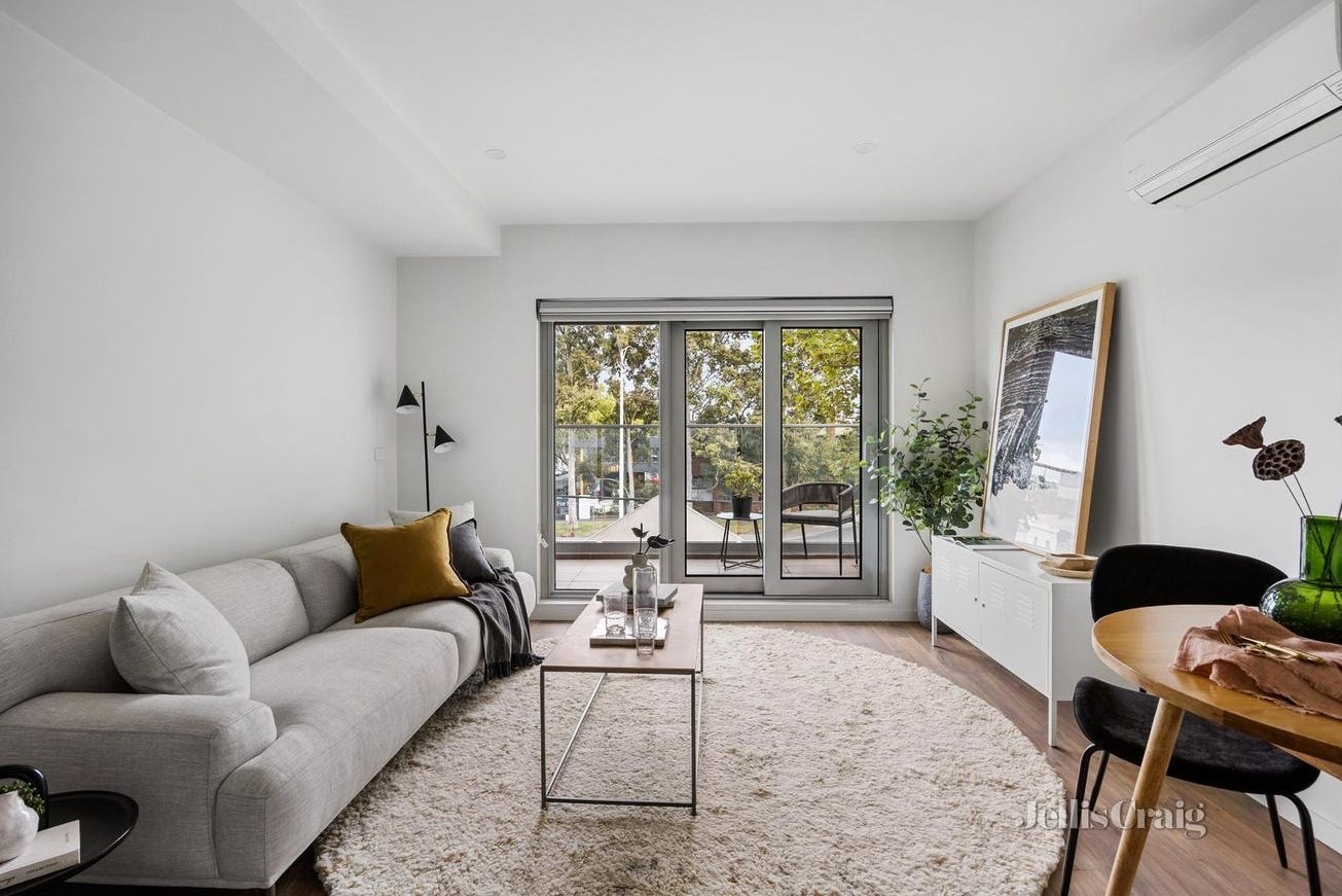202/120 Gipps Street, Abbotsford image 2