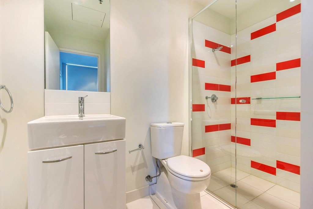 Property Gallery Thumbnail 3