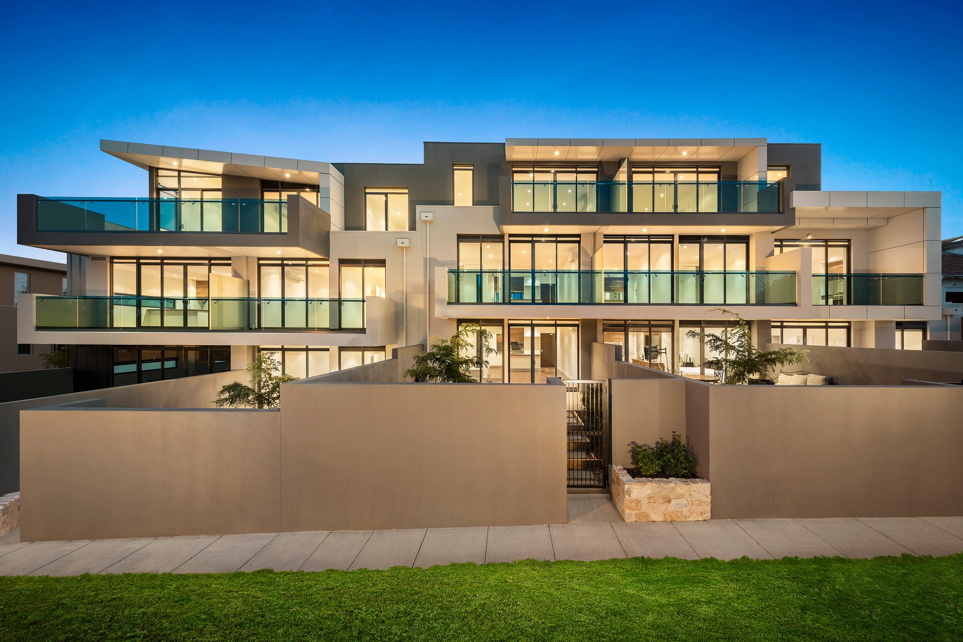 Property Gallery Thumbnail 6