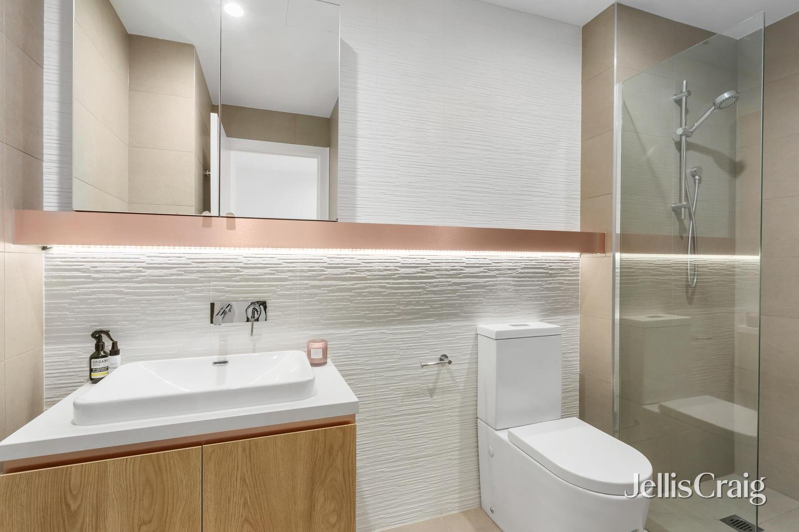 202/16 Bent Street, Bentleigh image 10