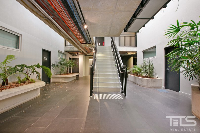 202/160 Hotham Street, St&nbsp;Kilda&nbsp;East image 6