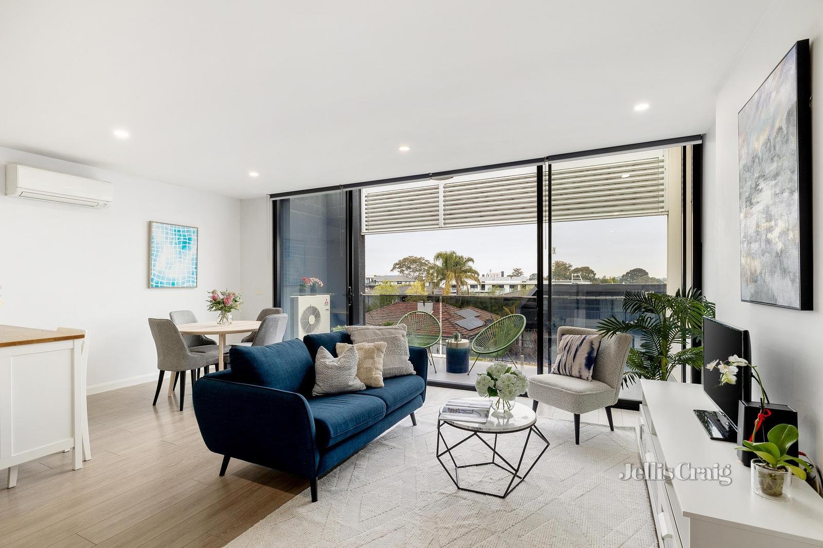202/193 McKinnon Road, Mckinnon image 2